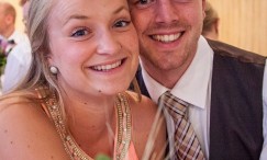 Vibeke og Andreas Fiske er toastmastere under kaffen