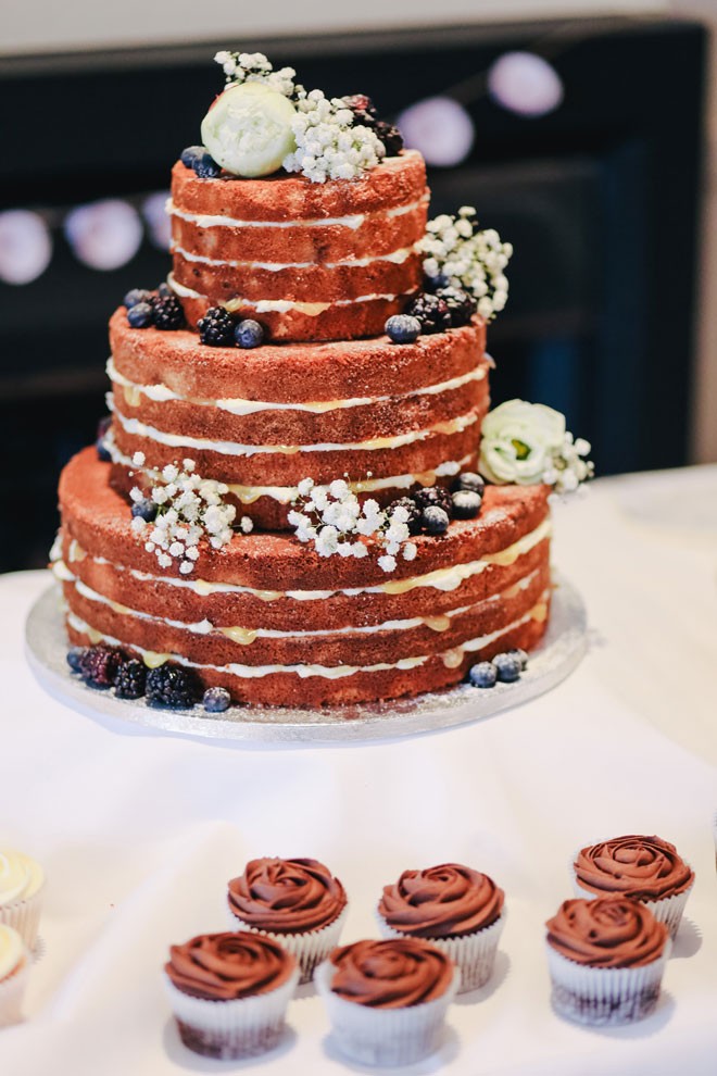 Bryllupskaker med blomster